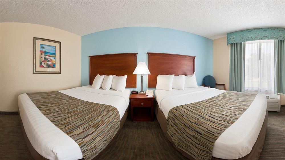 Baymont By Wyndham Gainesville I-75 Extérieur photo