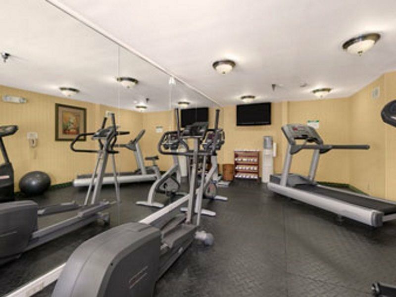 Baymont By Wyndham Gainesville I-75 Extérieur photo